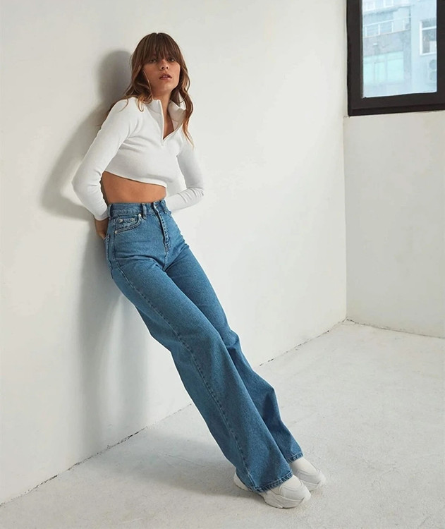 How to style bootcut jeans for 2023: 7 outfits to try