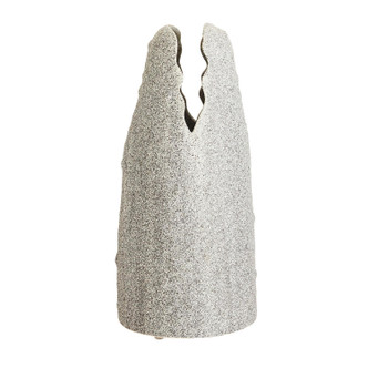 Livia Vase (AVC18)