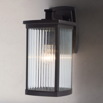 manufacturer_glass:Clear Ribbed|light_output:650.00lm