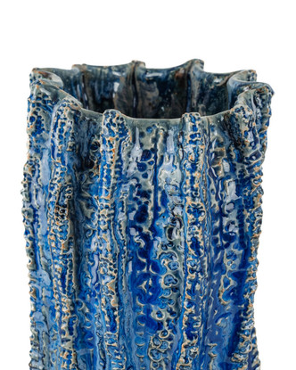 Folios Vase (1200-1048)