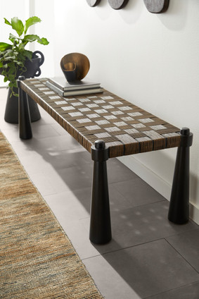 Solange Bench (FHS03)