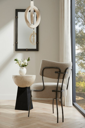 Enid Chair (FRI18)