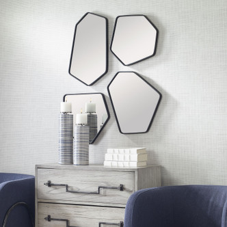 Linneah Mirror (09813)