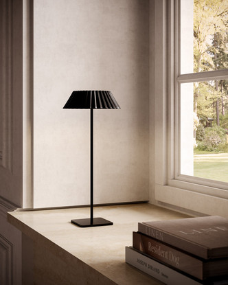 manufacturer_finish:Black