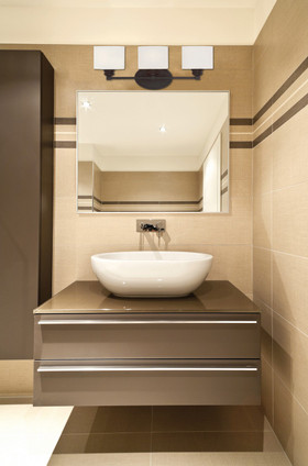 Kane Three Light Bath Bar (8-890-3-SN)