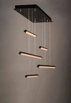 Hover LED Pendant (E21376-BK)