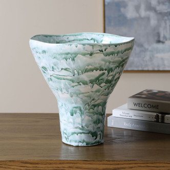 Jameis Vase (18396)