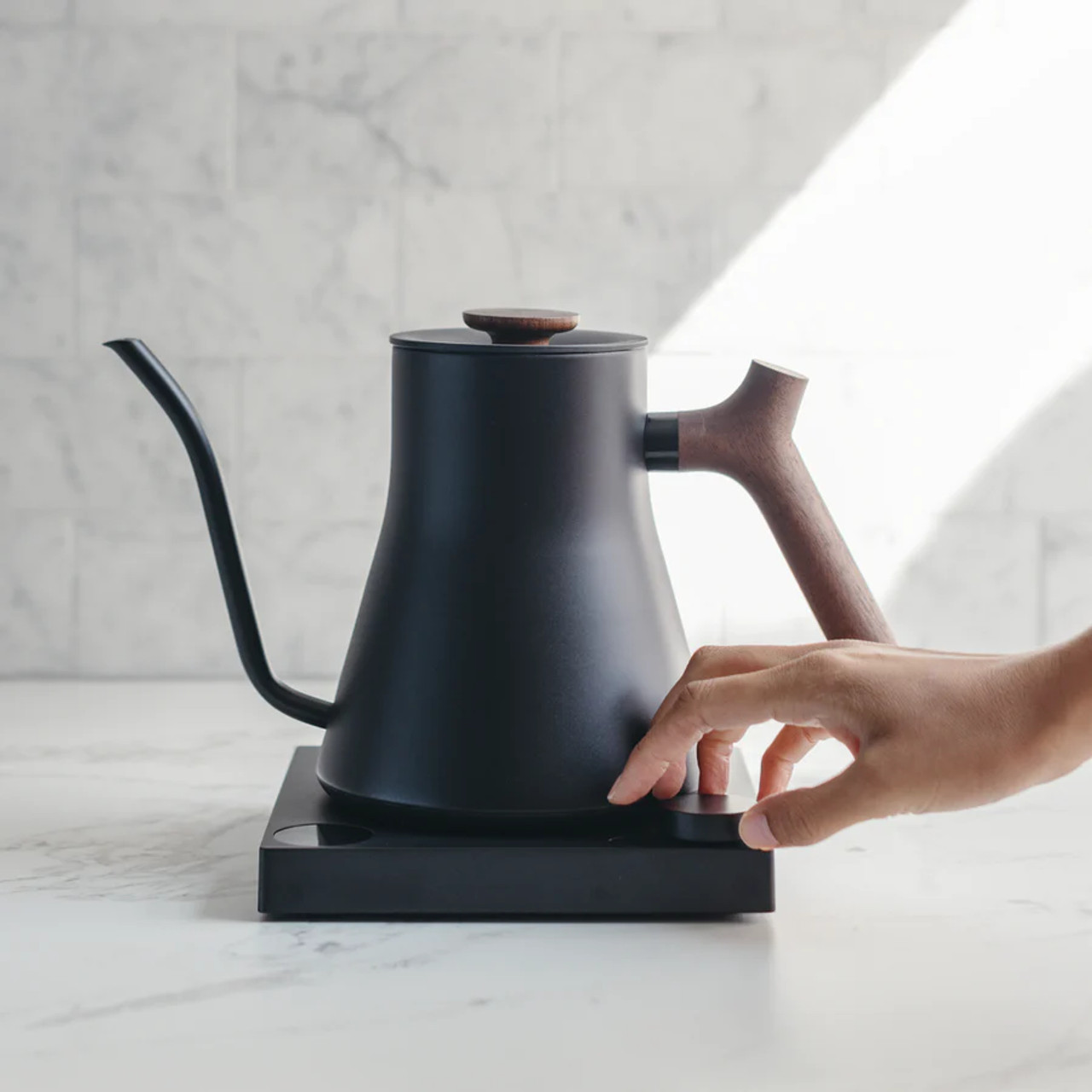 Fellow Stagg Electric Kettle - Matte Black w/ Walnut Handle