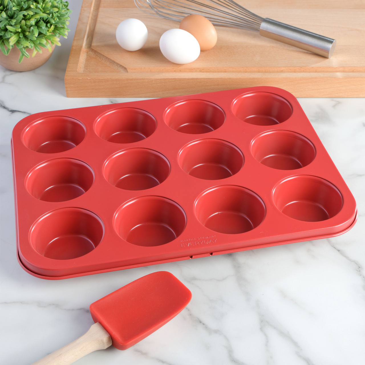 Martha Stewart Everyday 9 in. Nonstick Carbon Steel Loaf Pan in Red