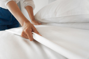 How to Choose Sheets for Your Vacation Rentals: A Buying Guide for Professional Property Managers