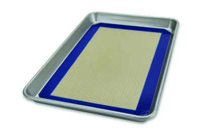Half Sheet Pan & Silicone Baking Mat Set