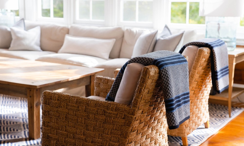 ChappyWrap Meet our favorite Airbnb blankets Inhaven™