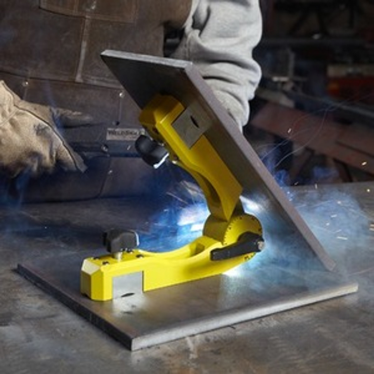 】マグスイッチ ピボットアングルPÍVOT ANGLE 200 Magswitch Pivot Angle 200 Adjustable Welding Magnet - for