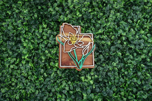Utah State Flower Ornament/Magnet