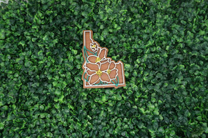 Idaho State Flower Ornament/Magnet