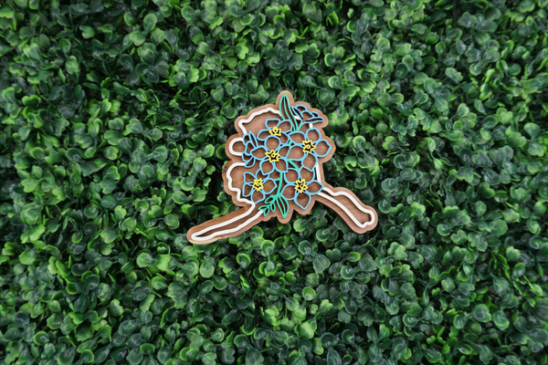 Alaska State Flower Ornament/Magnet