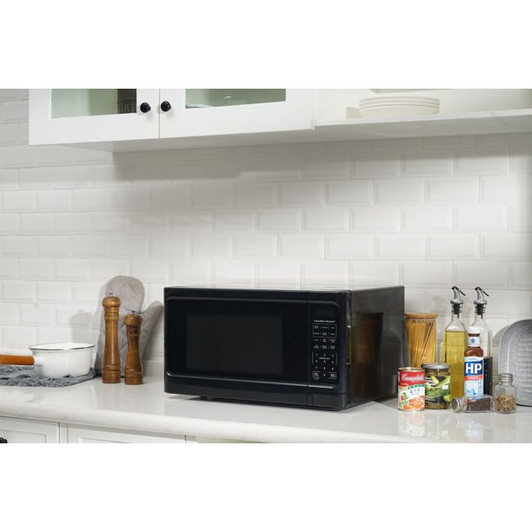 Hamilton Beach Black 1.1CFT Microwave Oven 110V