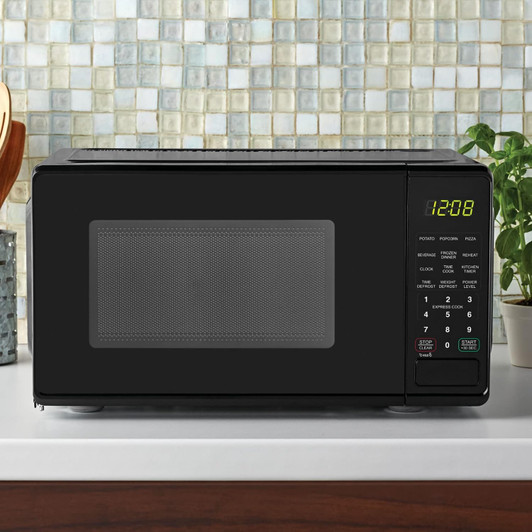 Mainstays 0.7 Cu ft Countertop Microwave Oven, 700 Watts, Black