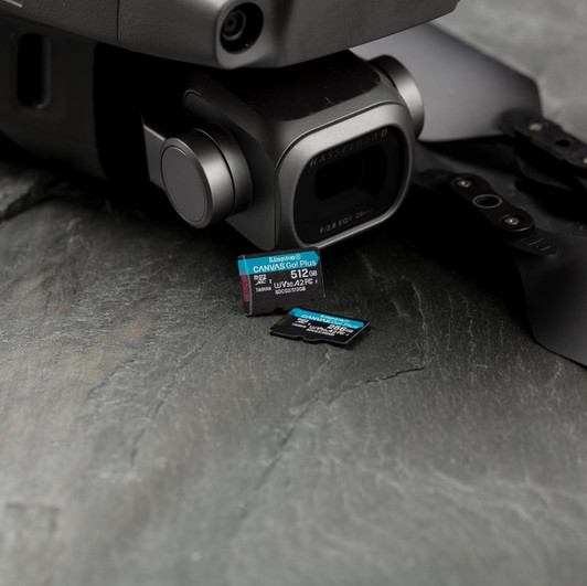 Kingston 128GB Canvas Select Plus microSD Memory Card with Holder