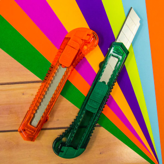 Bazic Jumbo Multipurpose Cutter 18mm with Assorted Colors Pack Of 2