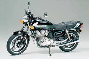 Tamiya 16020 Honda CB750F CF620 1/6 Kit Tamiya 16020 Honda CB750F CF620 1/6 Kit