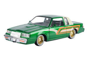 Motor Max 79023 1987 Buick Regal - Get Low Series 1/24