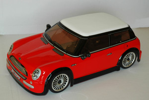 Colt 2334P Mini Cooper Painted Body 200mm 1/10