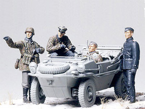 Tamiya 35253 German Panzer Division "Frontline Reconnaissance Team" 1/35