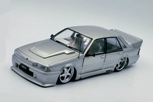 DDA 701 Panorama Silver VL Holden Walkinshaw Standard 1/24