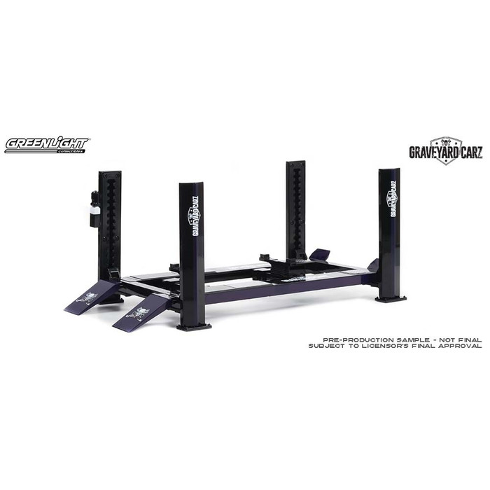 Greenlight 13628 Adjustable Four-Post Lift - Graveyard Carz 1/18