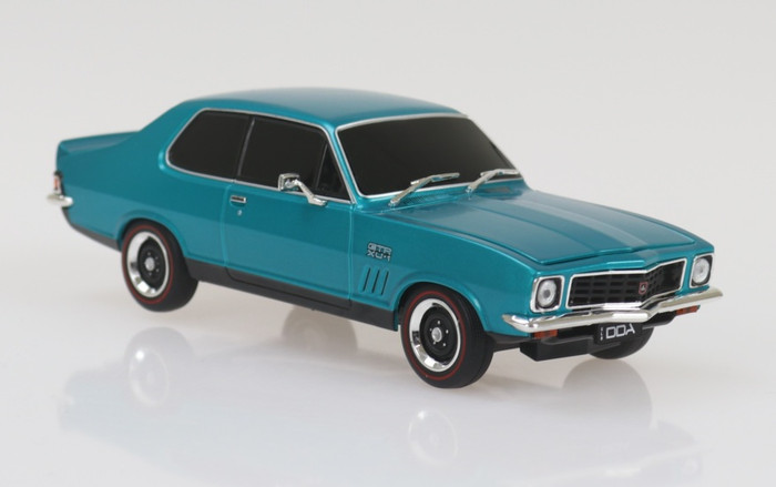 DDA LU12 Hard Plastic Model Car Teal LJ Torana Spectra Rides LightUp 1/24