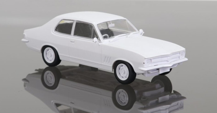 DDA 611K LC Torana GTR Plastic Kit 1/24