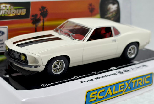 Scalextric 4664 Ford Mustang (Fast & Furious 6) 1/32
