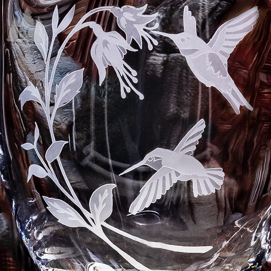 花瓶　HOYO CRYSTAL Hummingbird Fuchsia Footed Crystal Pitcher - Elements of Nature