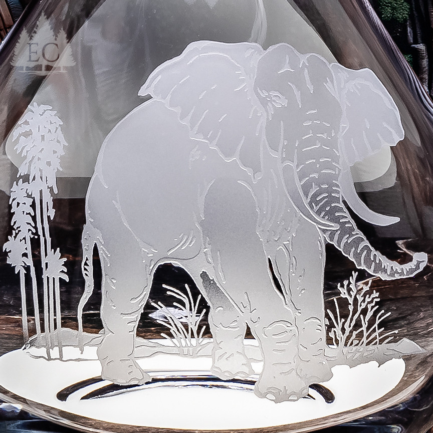 【elephant.m】ガラスナギット Elephant Crystal Wine Carafe - Wonders of Wildlife Collection