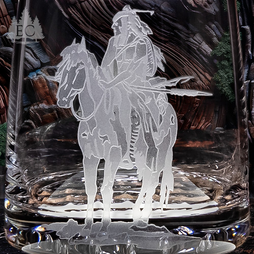 Spirit Rider Crystal Rocks Glasses, Set of 4 - Detail