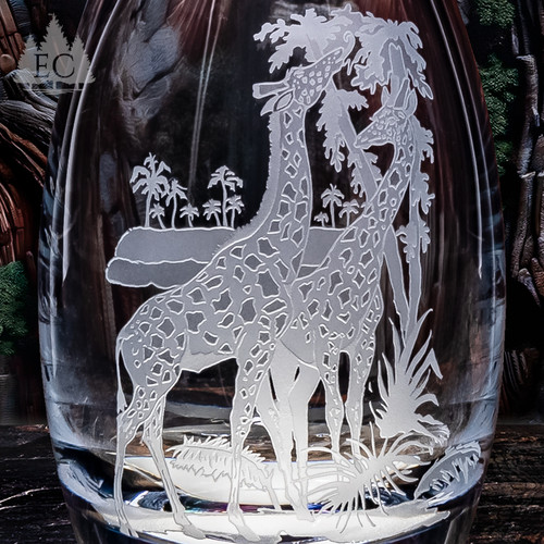Giraffe Pair Crystal Vase - Detail