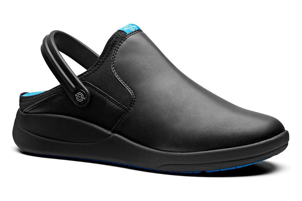 Refresh Non-Slip Comfortable Black Work Clog