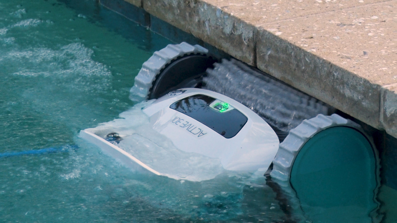 Dolphin Active 30i Robotic Automatic 