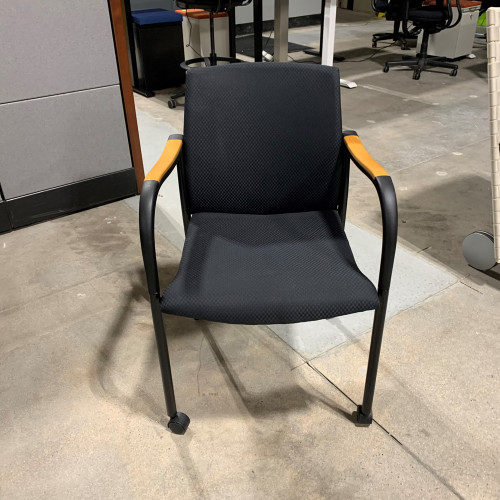 Pre-Owned Paoli Rolling Side Chair