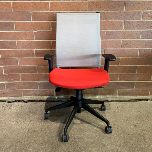 Pre-Owned Sit On It Mesh Back Task Chair,