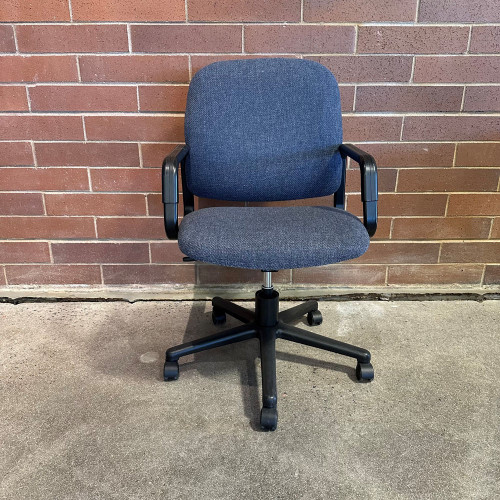 Pre-Owned HON 4001 Task Chair