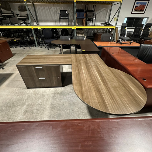Pre-Owned Steelcase Grey/Brown Laminate L-Shape P-Desk, Left Handed