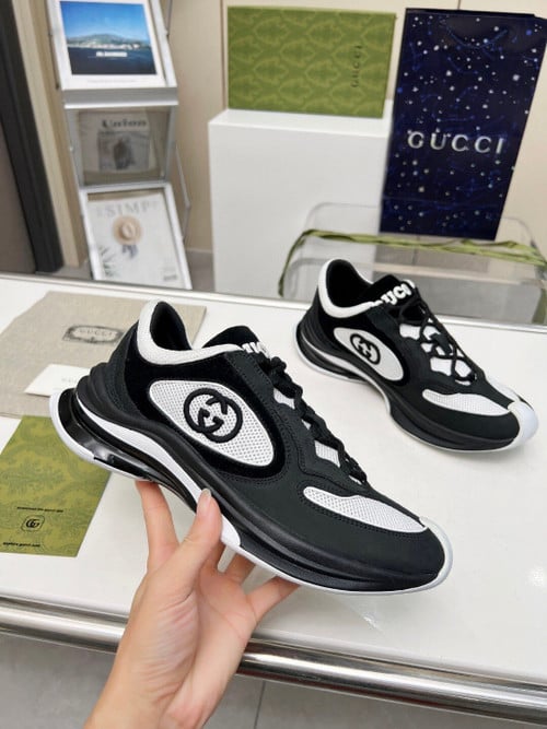 GCC Run Sneakers