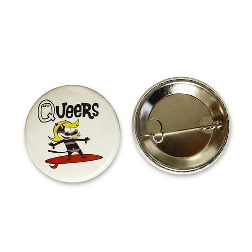 Queers surf goddess button