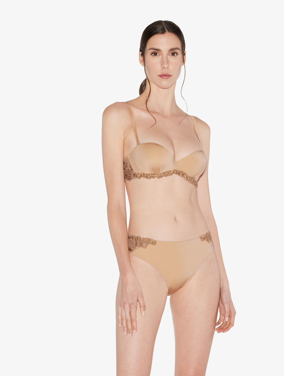 Underwired Bra in beige Lycra with embroidered tulle