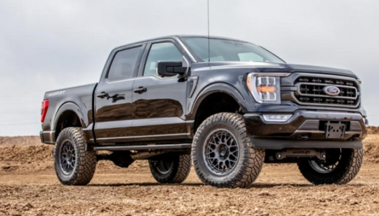 Readylift 6" Big Lift Kit With SST3000 Shocks 2021-2022 Ford F-150 (RE44-21600)-In Use View