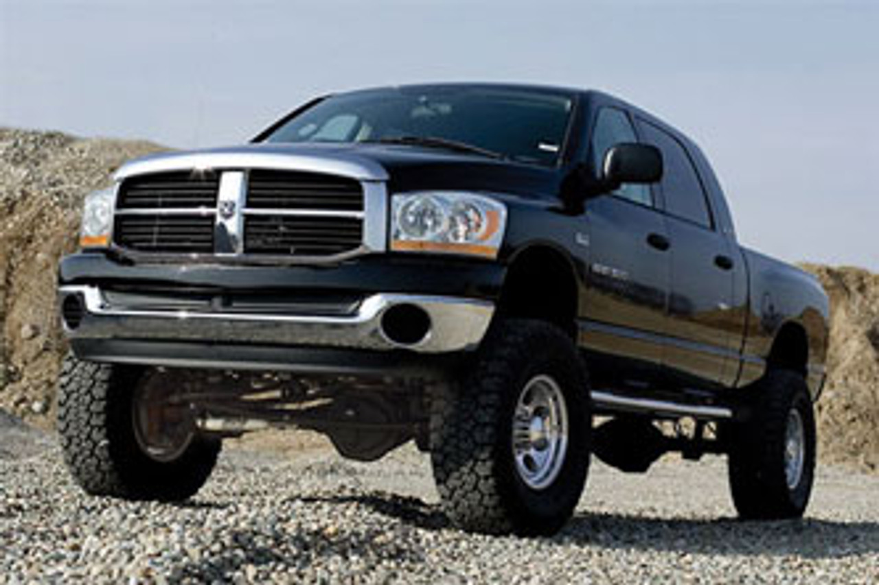 BDS 2" LEVELING KIT - 2003-2007 Dodge / Ram 2500 Truck 4WD (223H) In Use View