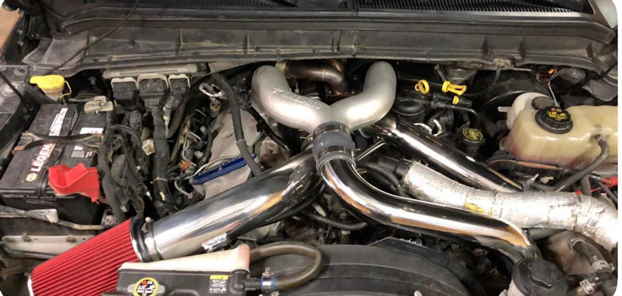 Smeding Diesel Complete Intercooler Pipe Kit For 2011 to 2014 Ford 6.7L Powerstroke (SD_11TO14_67_PK) In Use View