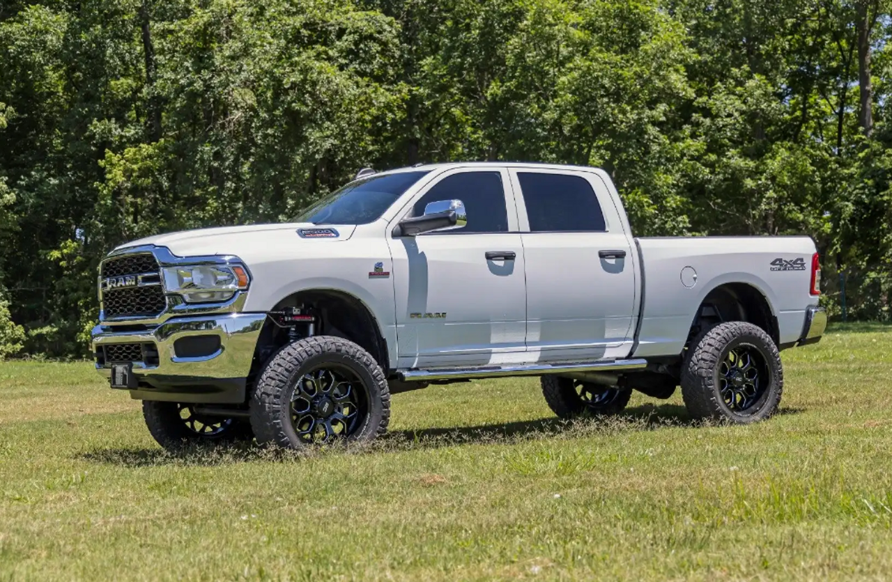  Rough Country 4.5-6 Inch Coilover Conversion Upgrade Kit 2014 to 2023 Ram 2500 (Vertex/V2) (31014)-In Use View
